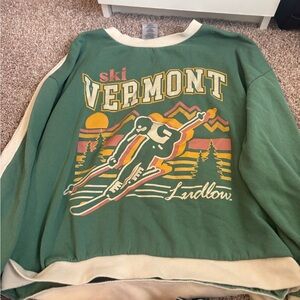 Umi Green Crewneck Ski Vermont Graphic Pullover